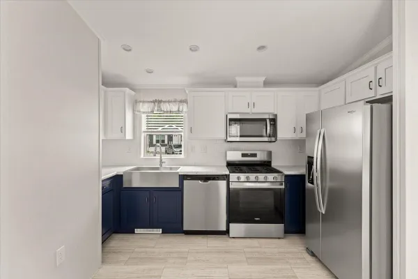 1540 BROADWAY 20