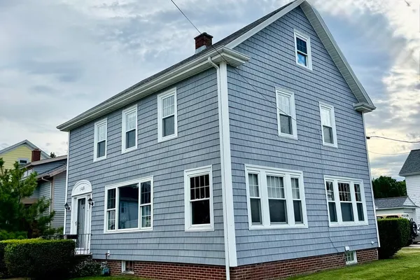 148 MADISON ST
