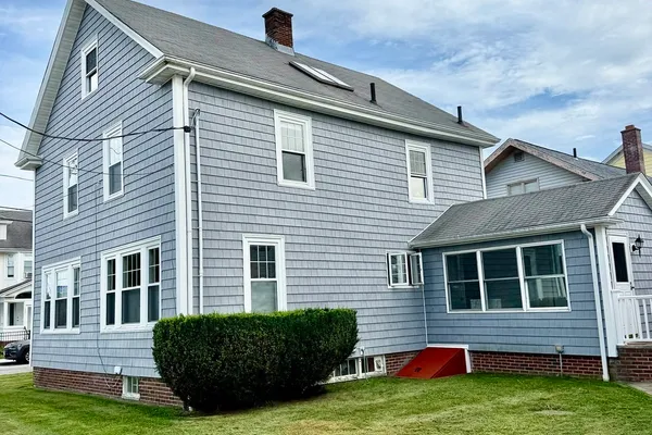 148 MADISON ST