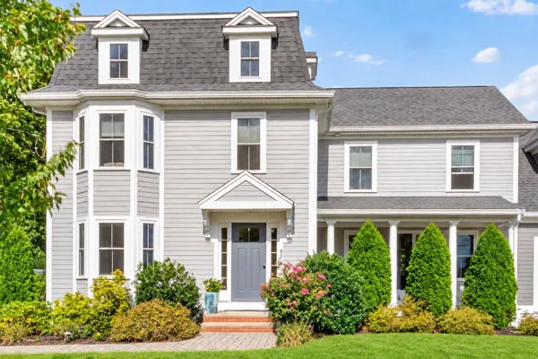80 PLEASANT ST 80