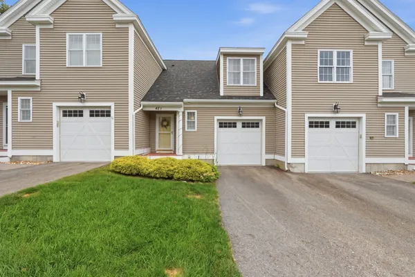 42 LONGVIEW CIR B