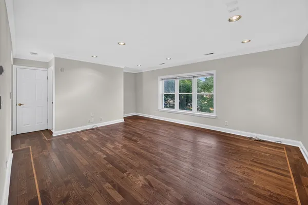 148 NEWTON ST 2