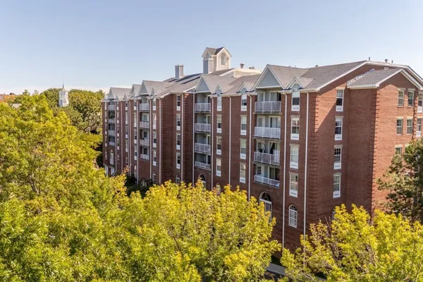 100 BOATSWAINS WAY 308