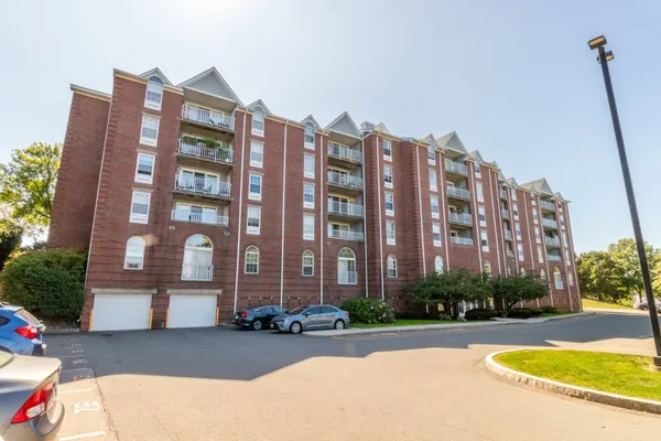 100 BOATSWAINS WAY 308