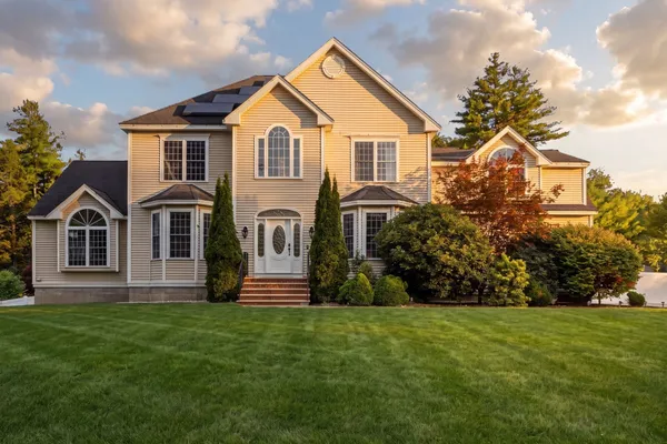18 LOON HILL RD