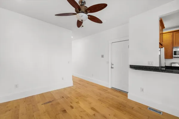 18 EMERSON ST 1