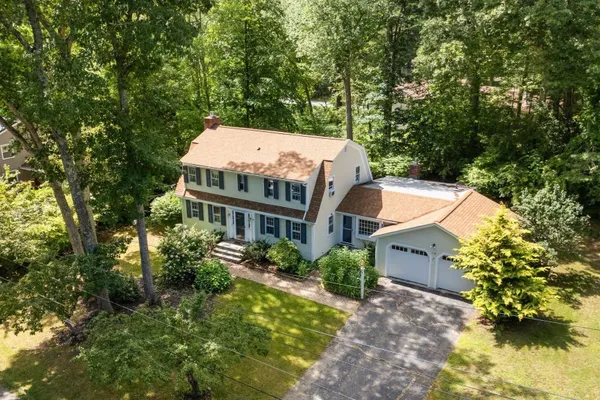 14 THOREAU RD