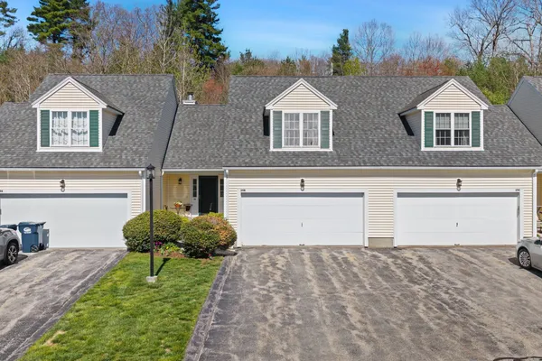 29 COLDSPRING DR B