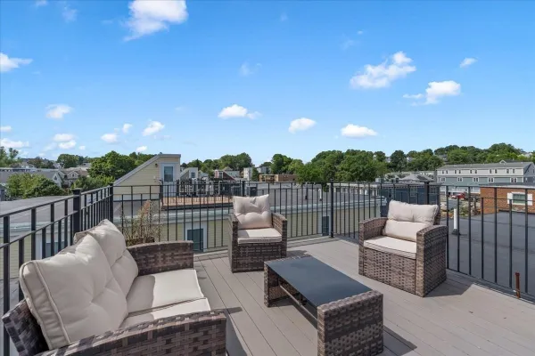 45 COFFEY ST 6