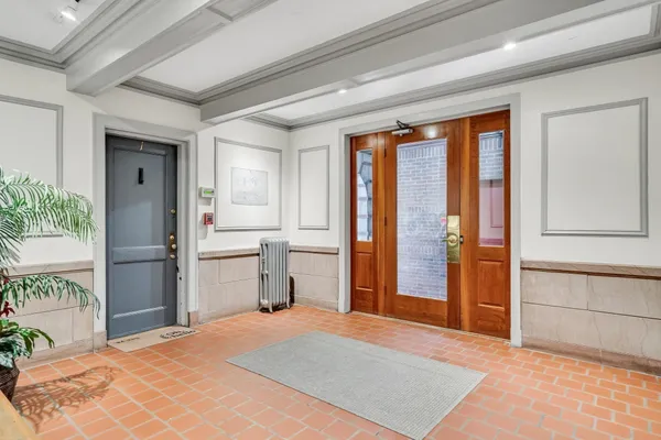 43 LINNAEAN ST 24