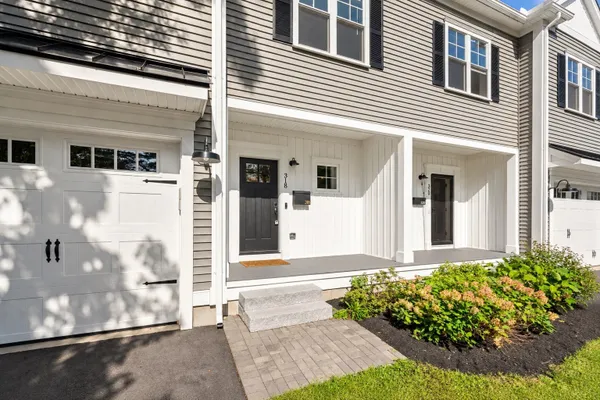 318 BISHOP ST 318