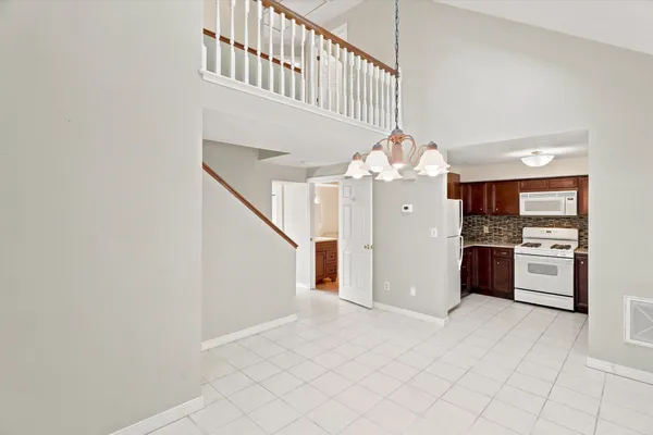 59 HOLYOKE ST 3