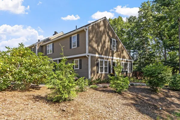 47 CORTLAND LN 47