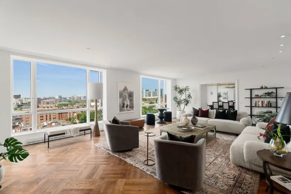 2 COMMONWEALTH AVE 15E/F