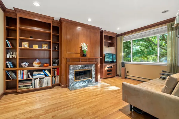 214 ALLANDALE RD D