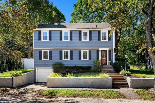 27 GLENDALE RD