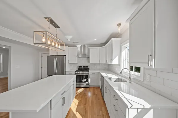 62 PLEASANT ST 2