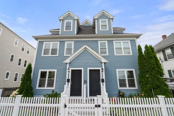 615 ADAMS ST 615