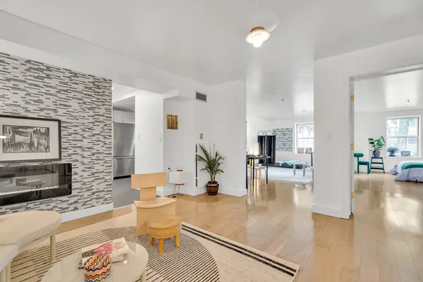 300 ALLSTON ST 103