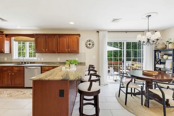 32 CINNAMON CIR