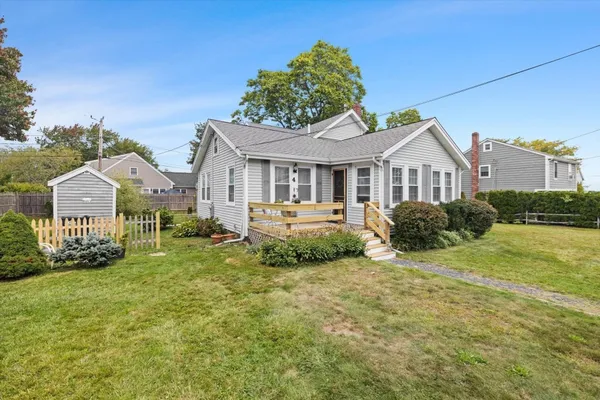 4 WHARF LN