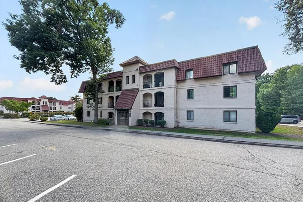 685 OAK ST 21-9
