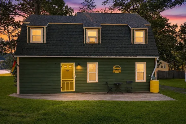 24 BRIARCLIFF LN B