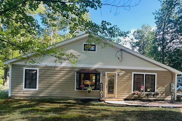 230 S ROW RD