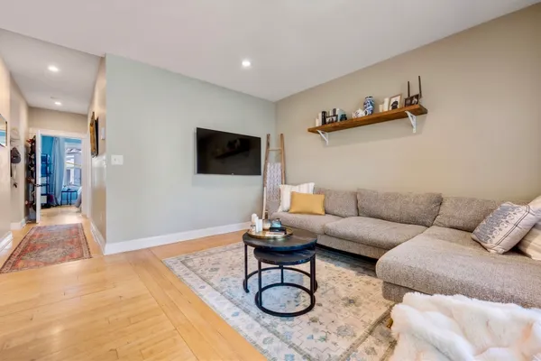 21 LAMSON ST 2