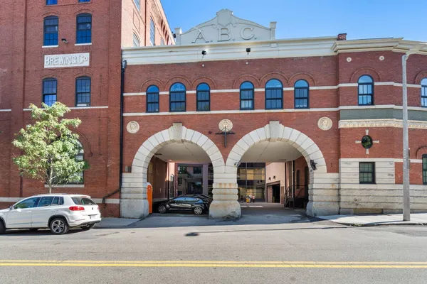 251 HEATH ST 109