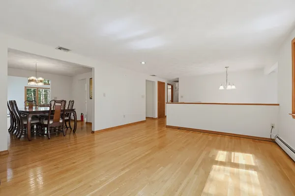 109 DAVIS RD