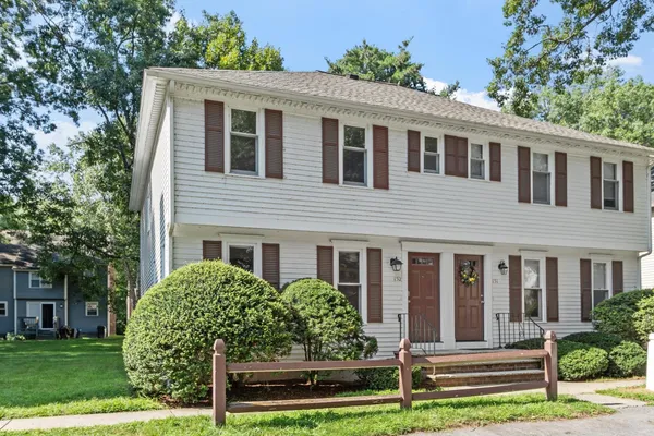 152 WELLMAN AVE 152