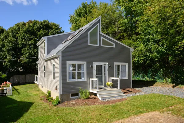 27 ABINGTON AVE