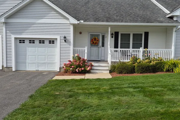 3 JACKLYN DR 2