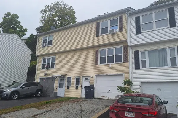 6 ARLINE ST