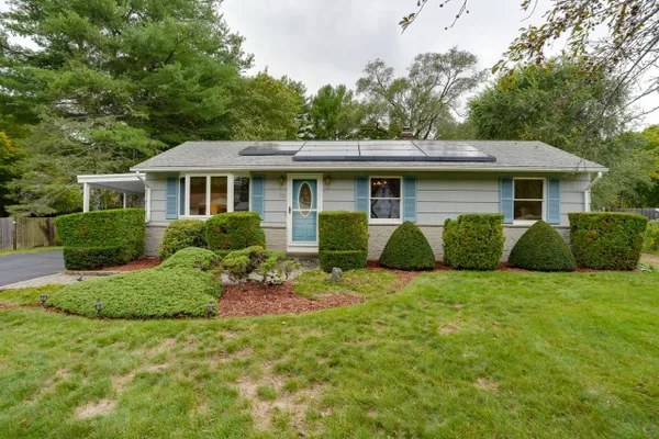 10 SQUIRE LN
