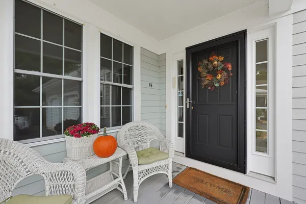 15 HAYLOFT LN 15
