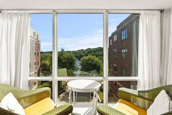 88 WHARF ST 402