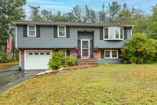191 CYNTHIA DR
