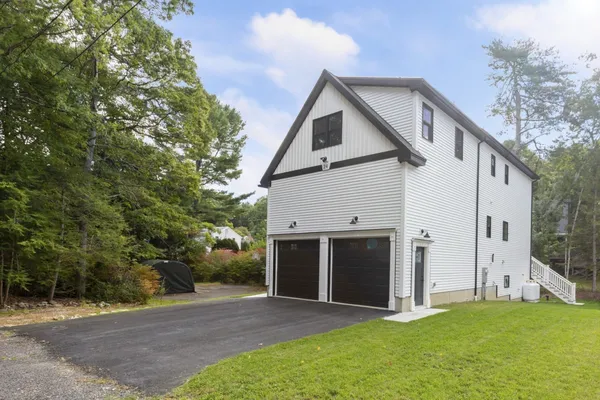 24 COOPER RD
