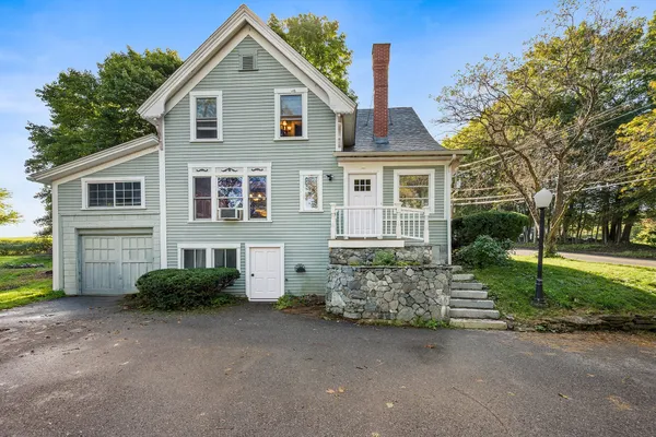 161 PLEASANT ST