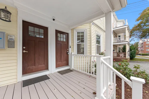 13 LAUREL ST 1
