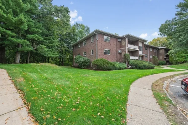 56 JACQUELINE RD 8