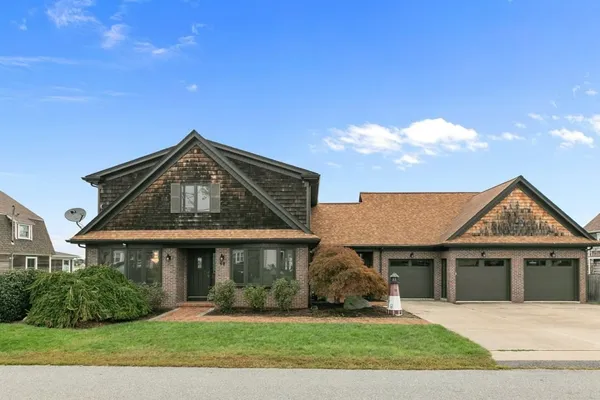 68 SEAVIEW AVE