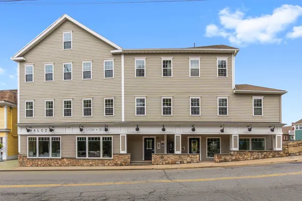 23 S MAIN ST 5
