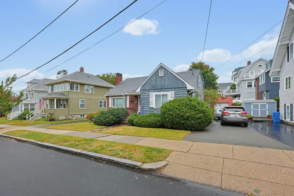 16 LORING RD