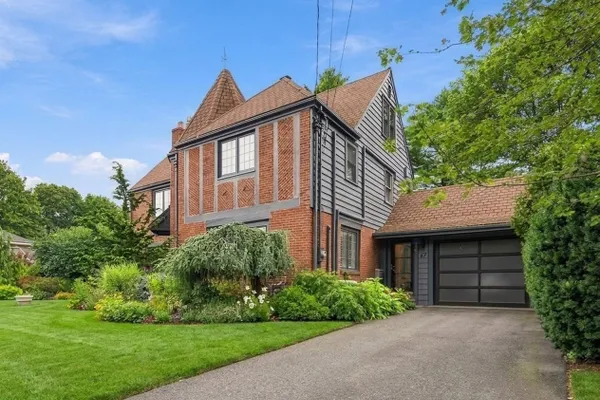 47 STANLEY RD