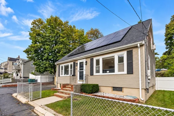 10 GARFIELD AVE
