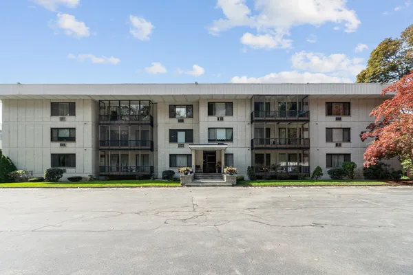 234 NESMITH ST 14