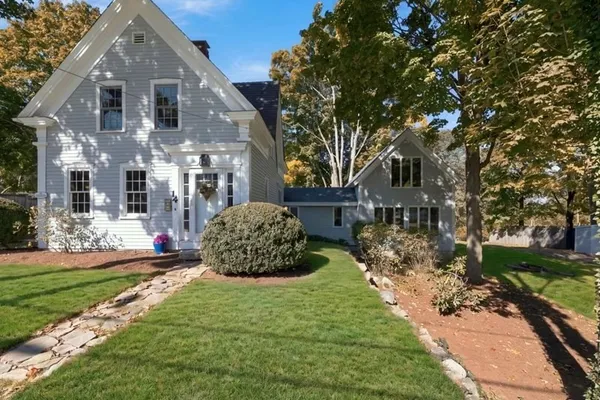 14 BOOTH HILL RD